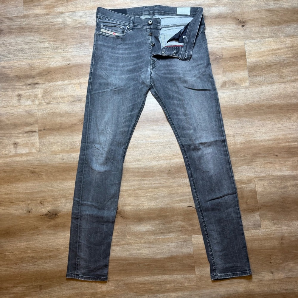 Diesel Tepphar Jeans Mens 29 (Fits 31x32) Gray Slim Carrot Stretch Denim 0822R
